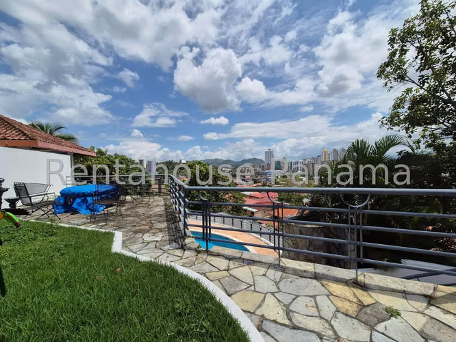 Vendo Casa de 808 m² en Betania 25-3570GG