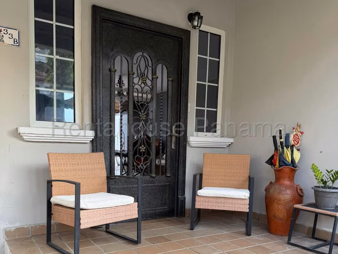 Casa En Venta En Brisas Del Golf KC