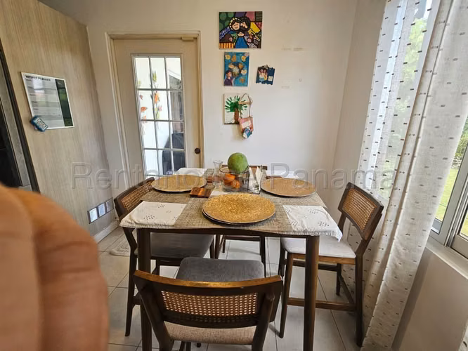 Casa En Venta En Versalles KC