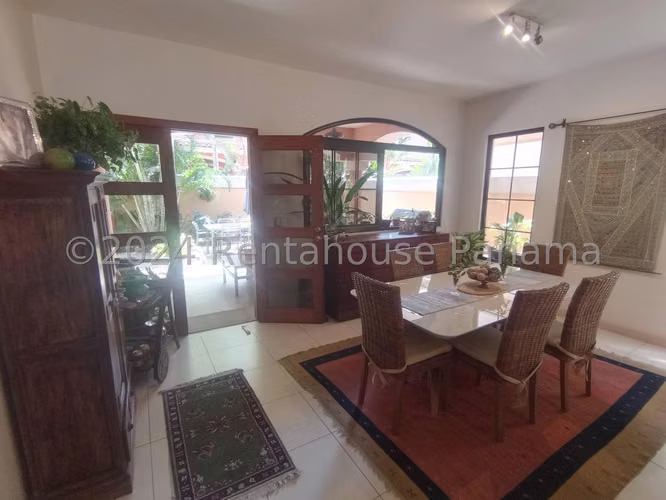 Casa En Venta En Costa Sur KC