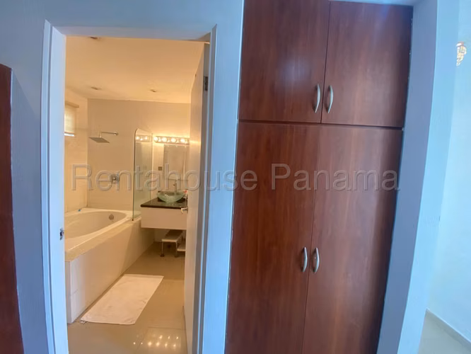 Casa En Venta En El Carmen KC