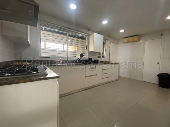 Casa En Venta En El Carmen KC