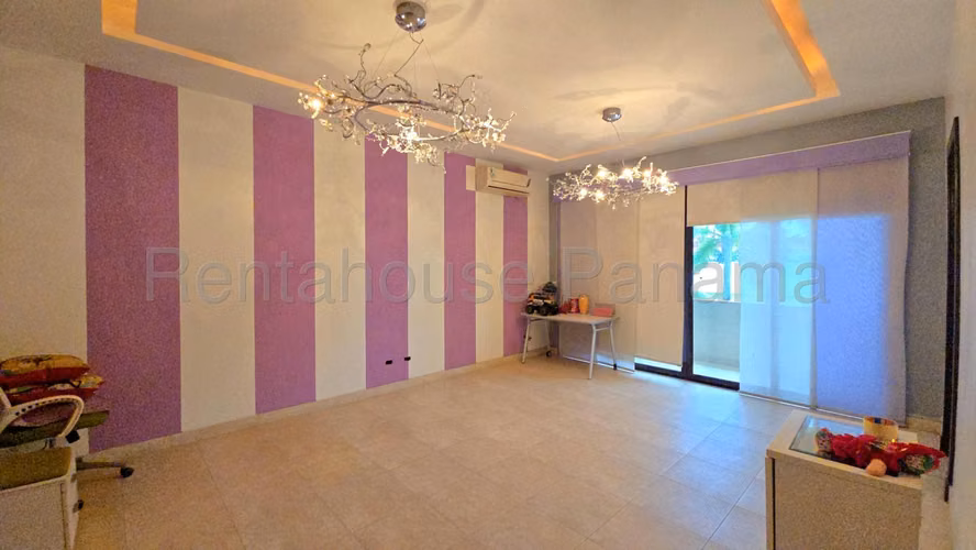 Casa En Venta En Costa Del Este KC