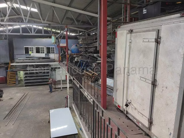 Vendo galera en Juan Díaz LF26-8179 Solo Cliente Directo