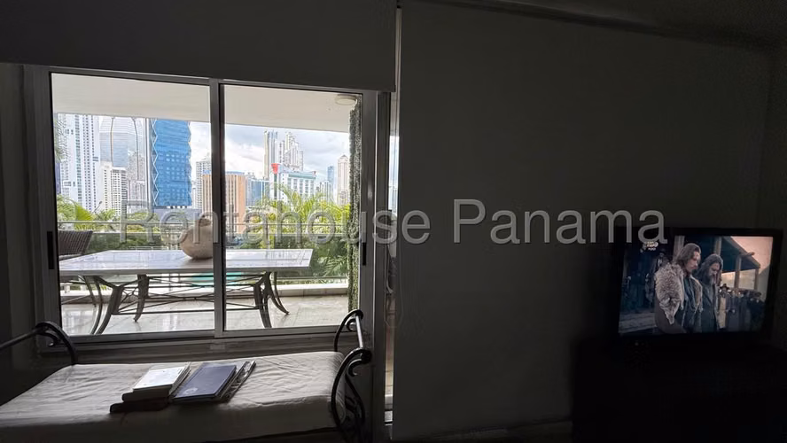 Venta de Apartamento en La Cresta Ph Panorama NS