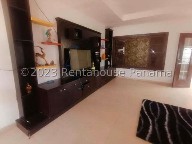 Venta de Casa en Las Cumbres Mirador del Lago 386 Mts PD