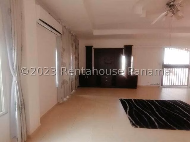 Venta de Casa en Las Cumbres Mirador del Lago 386 Mts PD