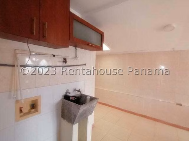 Venta de Casa en Las Cumbres Mirador del Lago 386 Mts PD