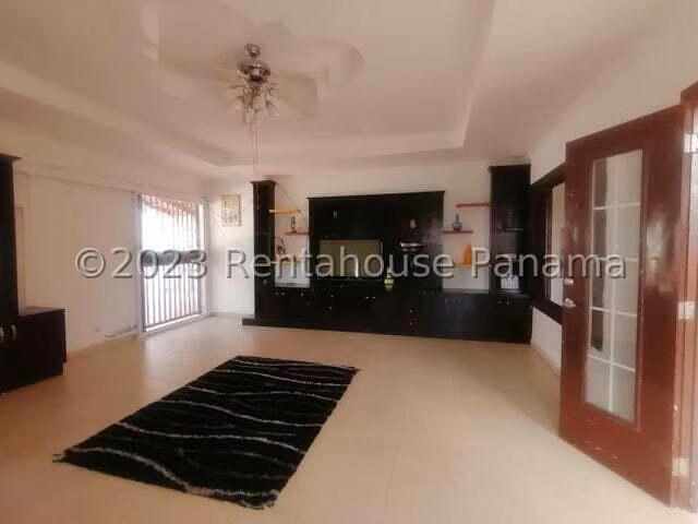 Venta de Casa en Las Cumbres Mirador del Lago 386 Mts PD