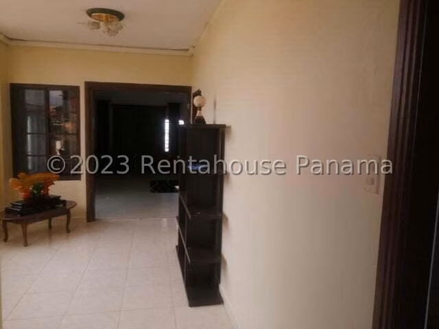 Venta de Casa en Las Cumbres Mirador del Lago 386 Mts PD