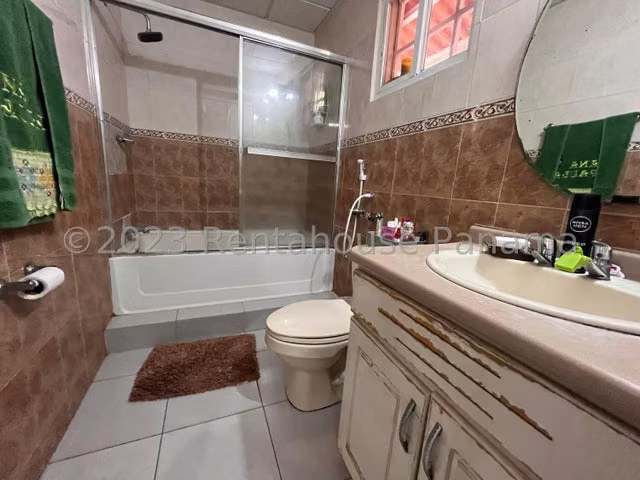 Casa en venta Quintas Reales Villa Zaita ELP 25-1625