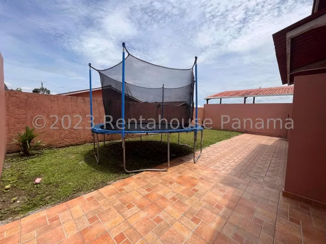 Casa en venta Quintas Reales Villa Zaita ELP 25-1625