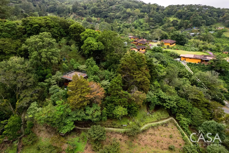 Cabaña con Mirador, Plantas de Café y Vistas Al Volcán Barú en Venta en Jaramillo, Boquete