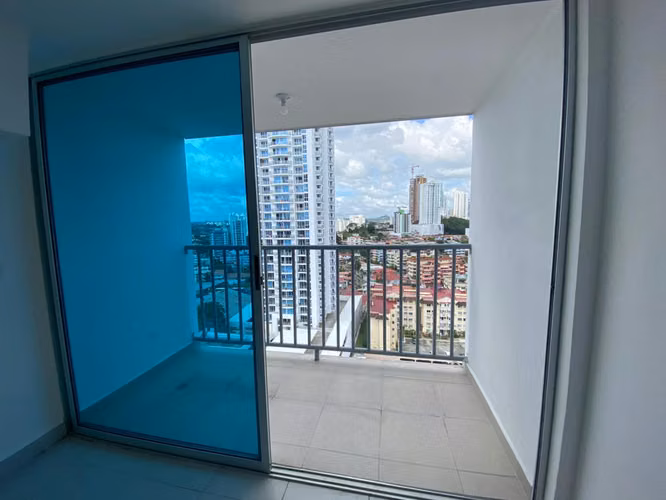 SE VENDE APARTAMENTO – PH Premium | Carrasquilla, Vía España