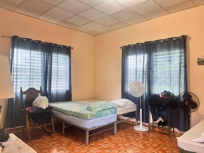 $170,000 EN PENONOME SE VENDE TERRENO CON CASA A 3 MINUTOS DEL CENTRO DE PENONOME DE 2390 MTS2  JB