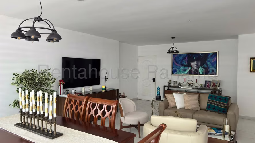 Sell 173 m ² apartment in PH Brisas Ocarrio, Ocarrio 26-8237GG