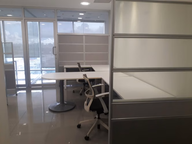 VENDO OFICINA AMOBLADA EN COSTA DEL ESTE  TORRE ASEGURADORA ANCON - Imagen 10