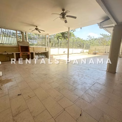 Venta Casa Esquinera en Condado del Rey PH Altos del Country - Imagen 11