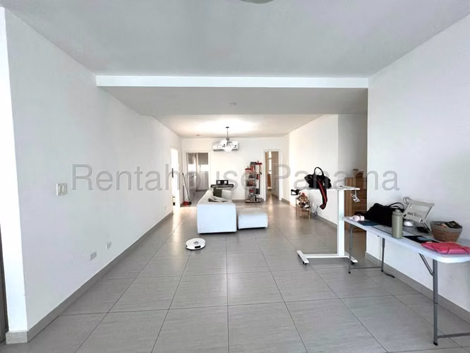 Se Vende Apartamento en Coco del Mar VLU26-5950