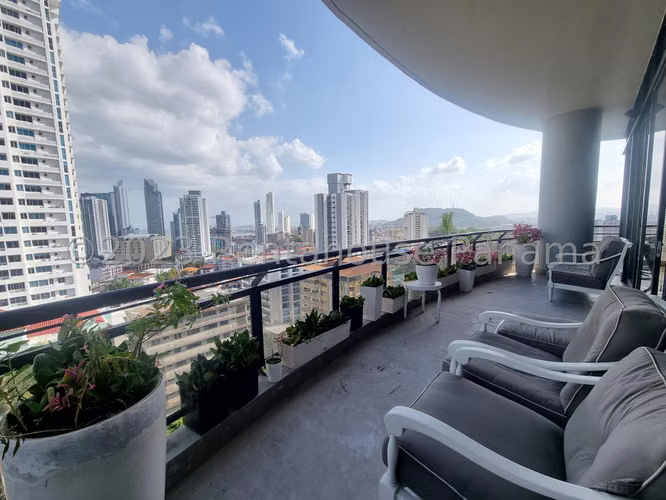 Se Vende Apartamento en La Cresta MDV26-6886