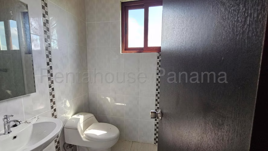 Se Vende Casa en San Carlos MDV26-4708