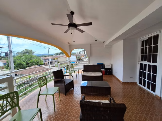 HERMOSA CASA DUPLEX EN VENTA PH VILLAS DEL NARANJAL PEDREGAL CAMRO