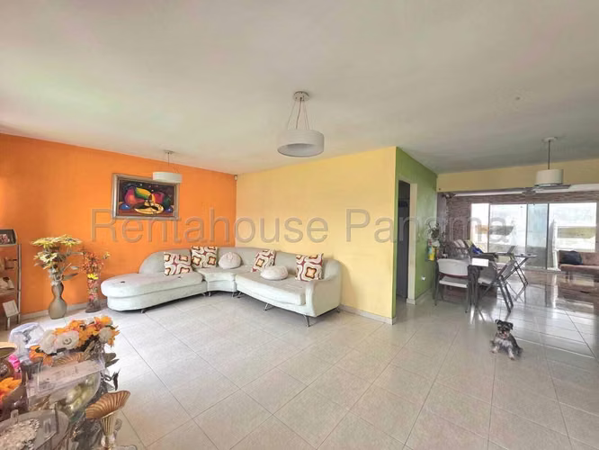 Vendo Casa de 134 m² en Villa Zaita 26-8305GG