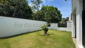 Casa en Venta en La Chorrer 26jack8379
