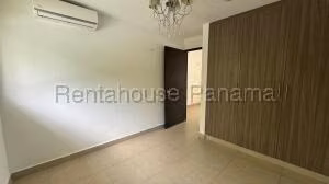 Casa en Venta en La Chorrer 26jack8379
