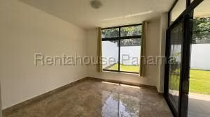 Casa en Venta en La Chorrer 26jack8379