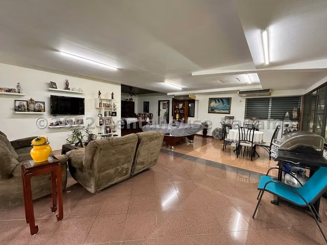 Casa en venta Villa Zaita EH
