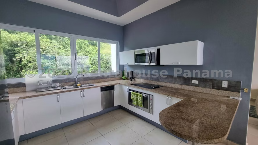 Apartamento en Amador cerca del mar y áreas recreativas EH - Imagen 6