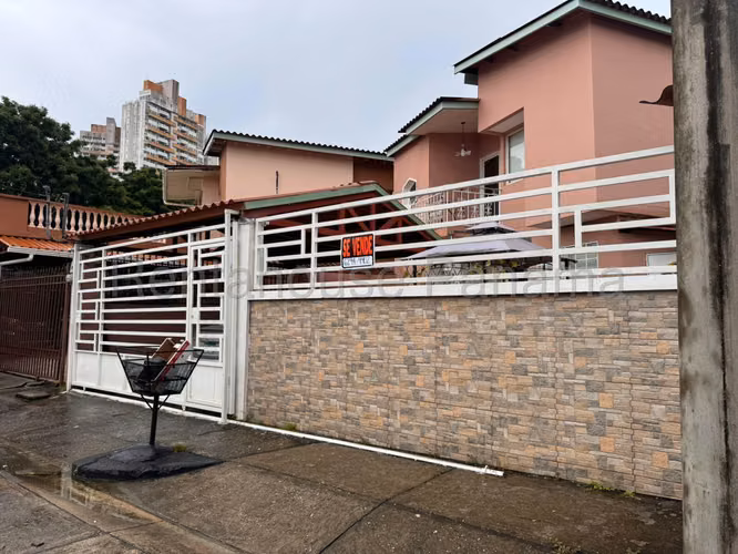 Venta de Casa en El Crisol Villas Cerro Lindo CCO