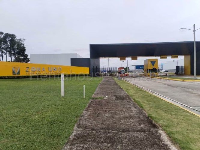 Venta de Comercial en Juan Diaz Zona 1 CCO