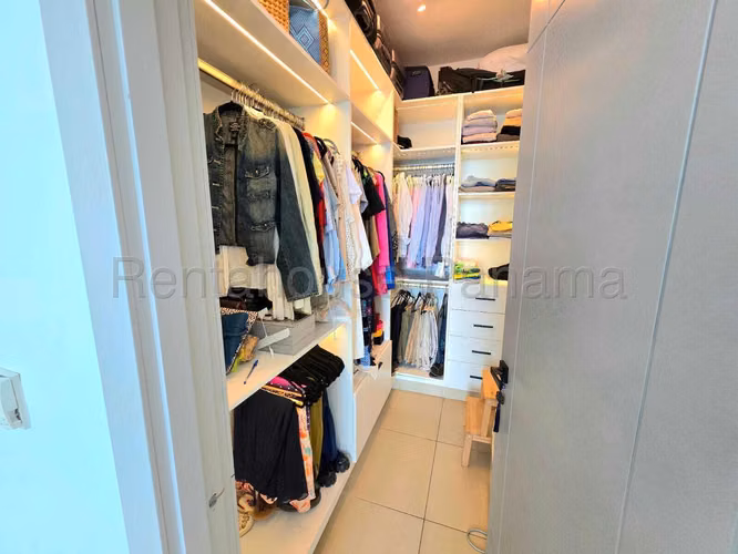 Venta de Apartamento en Punta Pacifica Ph Dupont NS