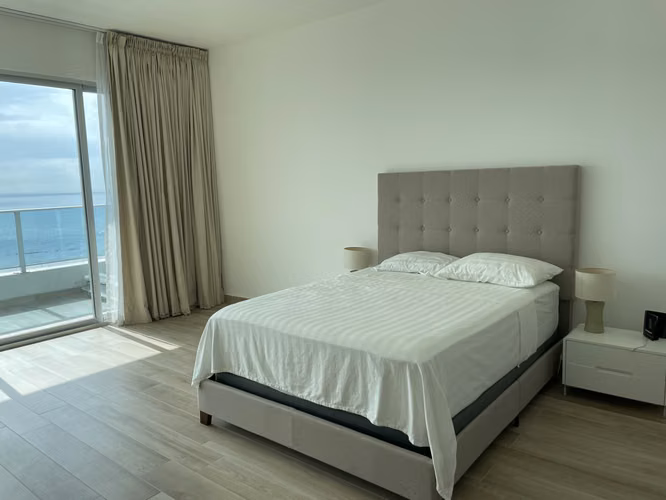 se vende Sociedad propietaria de un apartamento en ph nautica tower - Imagen 6