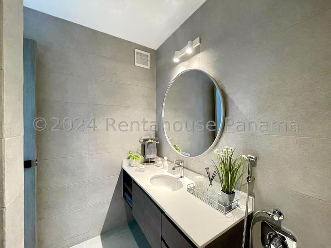 Se Vende Apartamento en Via España LA26-8421 - Imagen 11