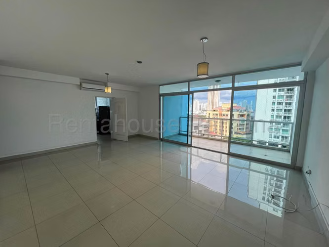Venta de apartamento en El Cangrejo AK