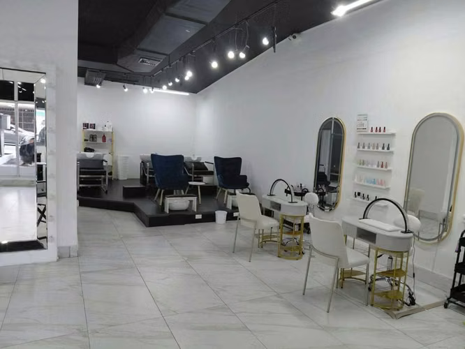 Alquiler Local Comercial Vía Porras