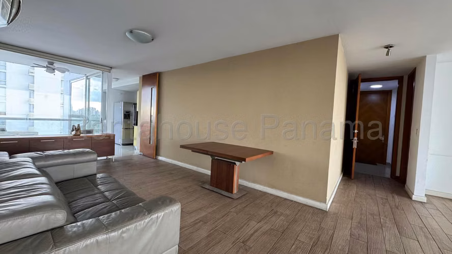 Venta de apartamento en Coco del Mar AK