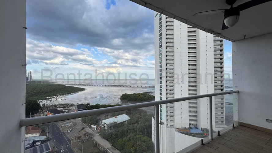 Venta de apartamento en Coco del Mar AK