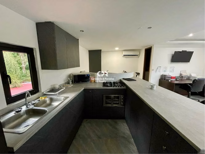 Venta de casa en El Club de Golf de Panamá