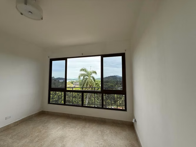 Venta Apartamento Amador Causeway Vista al Puente de las Américas