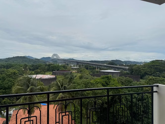 Venta Apartamento Amador Causeway Vista al Puente de las Américas