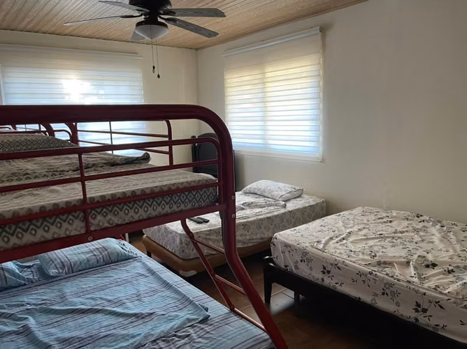 ACOGEDORA CASA VACACIONAL