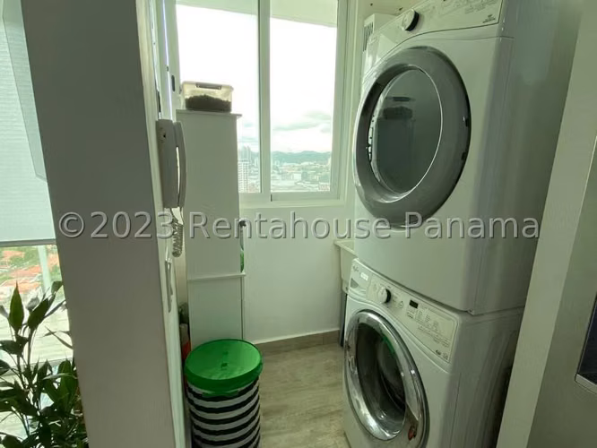 Apartamento en Venta en Via España MPM 22-6875