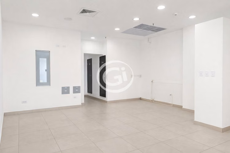 Alquiler Local Comercial Plaza Liberty. Alto flujo comercial