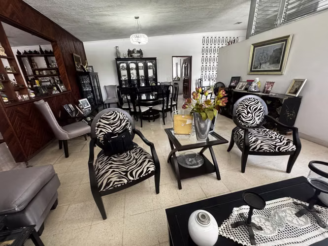 Vendo Casa Amplia