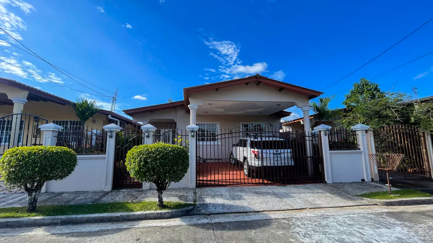 Terrazas de Brisas del Golf - Comfort and excellent location
