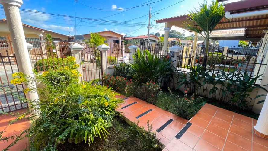 Terrazas de Brisas del Golf - Comodidad y excelente ubicación